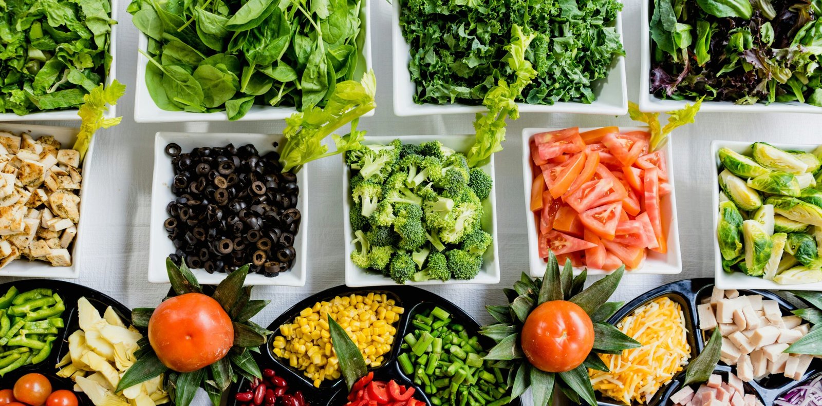 Fresh vegetables and healthy ingredients for balanced nutrition and healthy living
